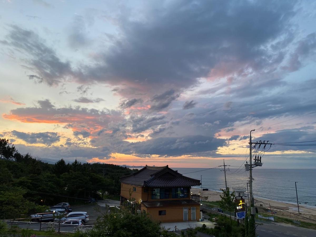 Pension Badawa Gangneung Exterior foto